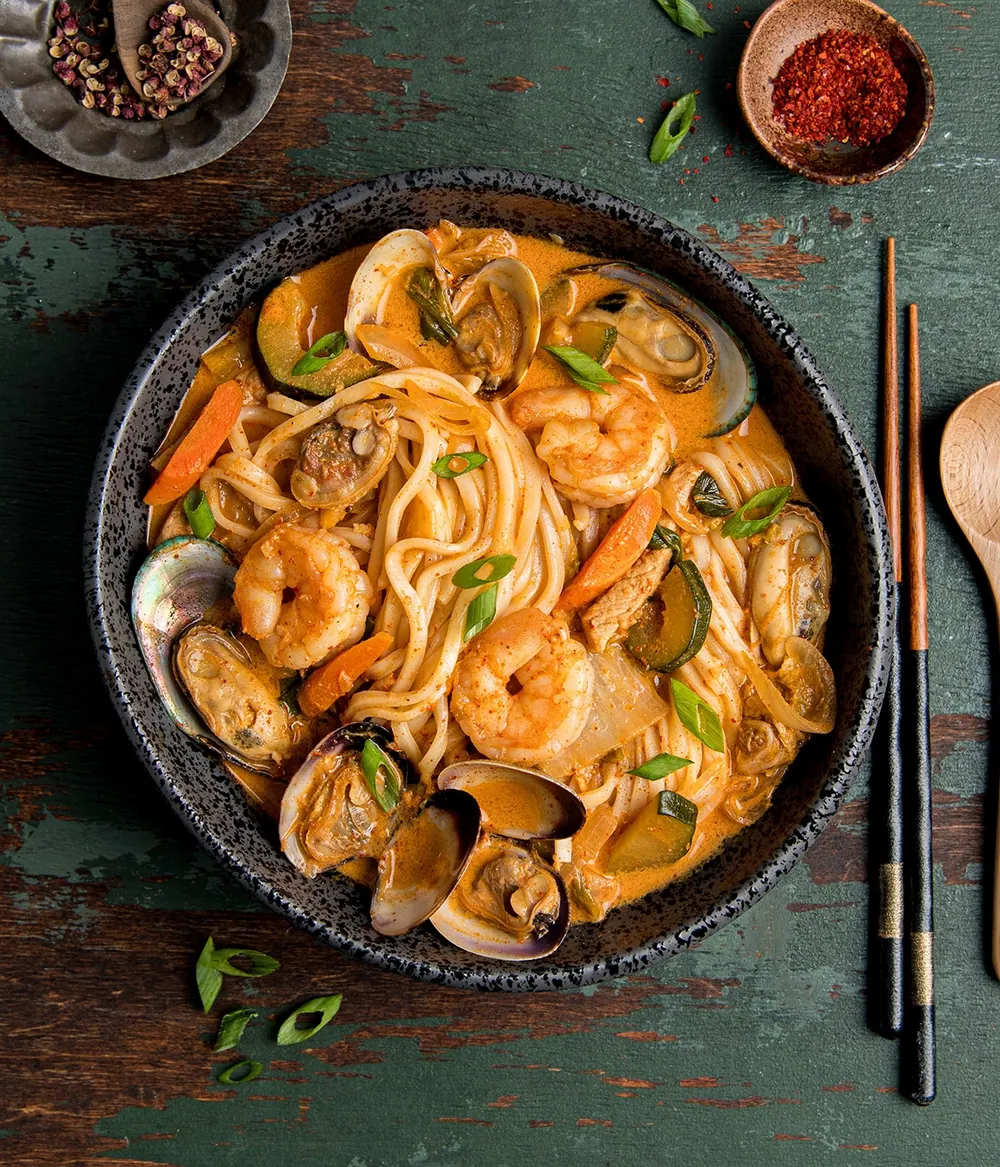 Creamy noodles with gochujang